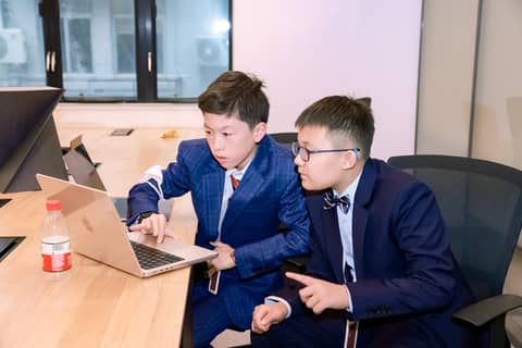 children discussing